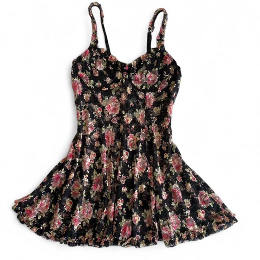 American Vintage Black and Pink Floral Dress